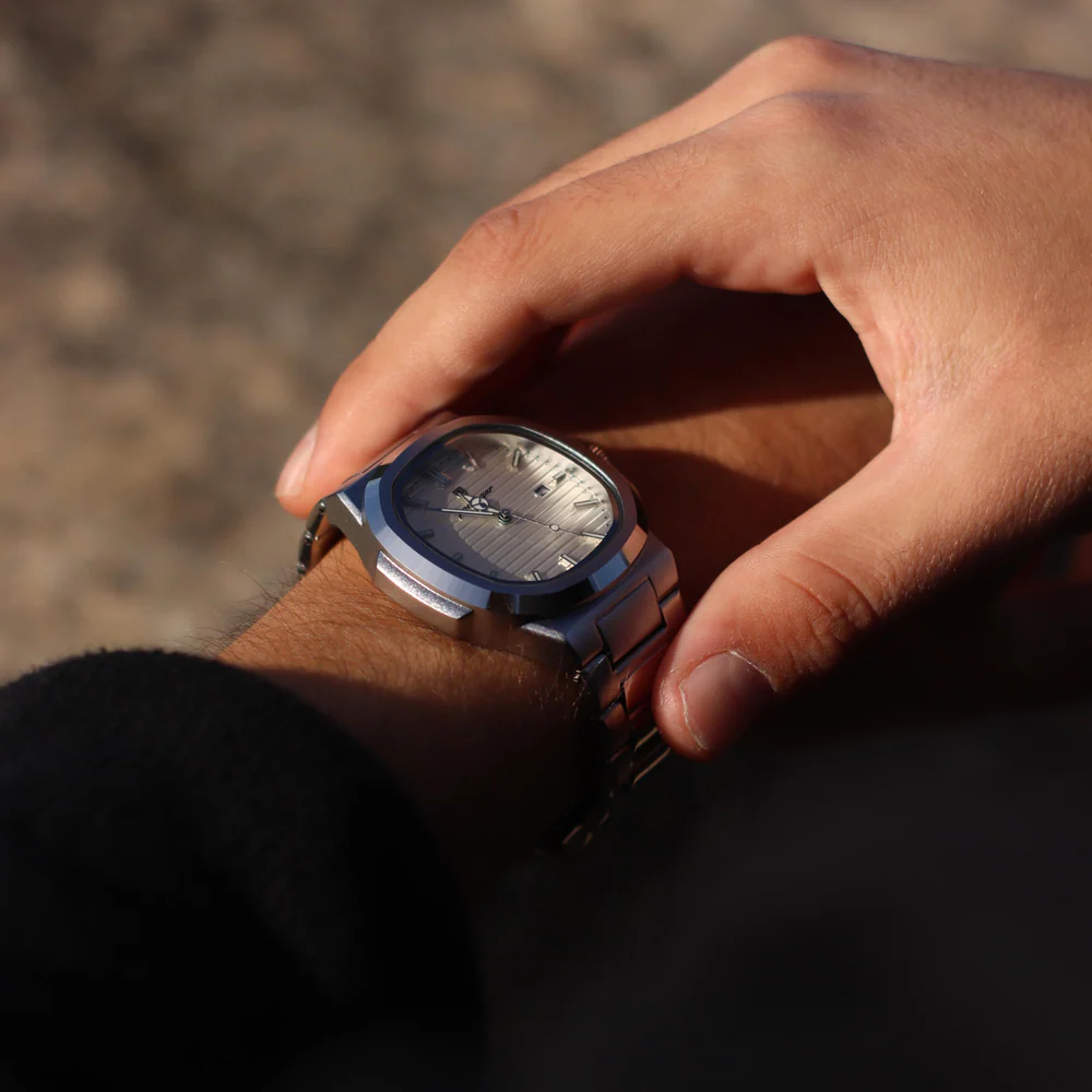 Poedagar Nautilus - AVERRA