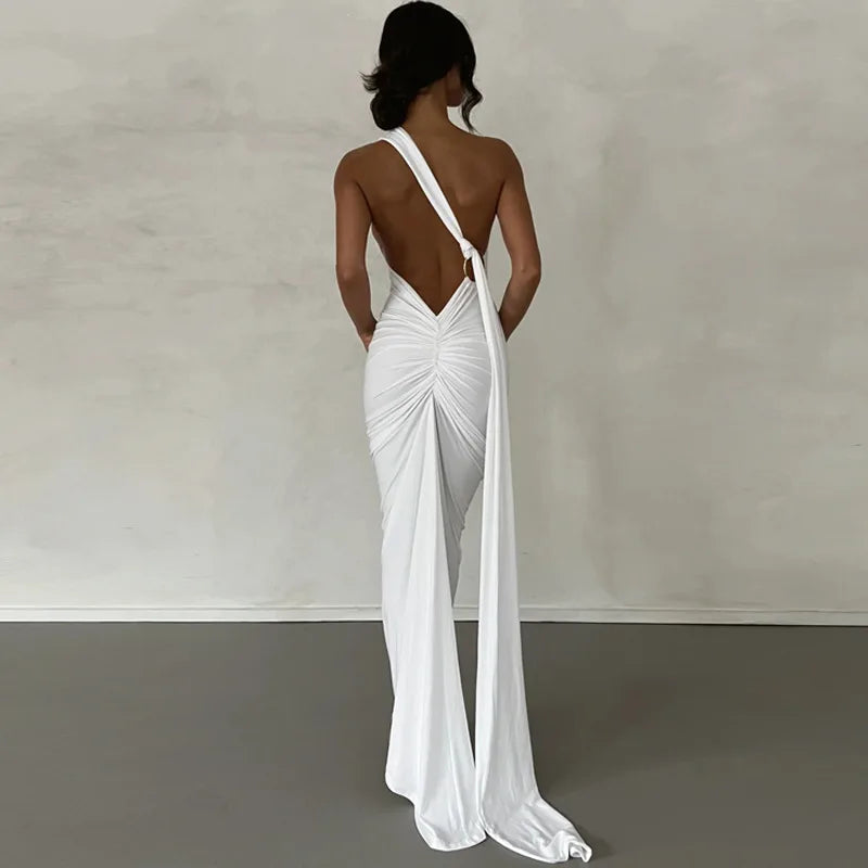 Averra™ | Elegant Backless Dress